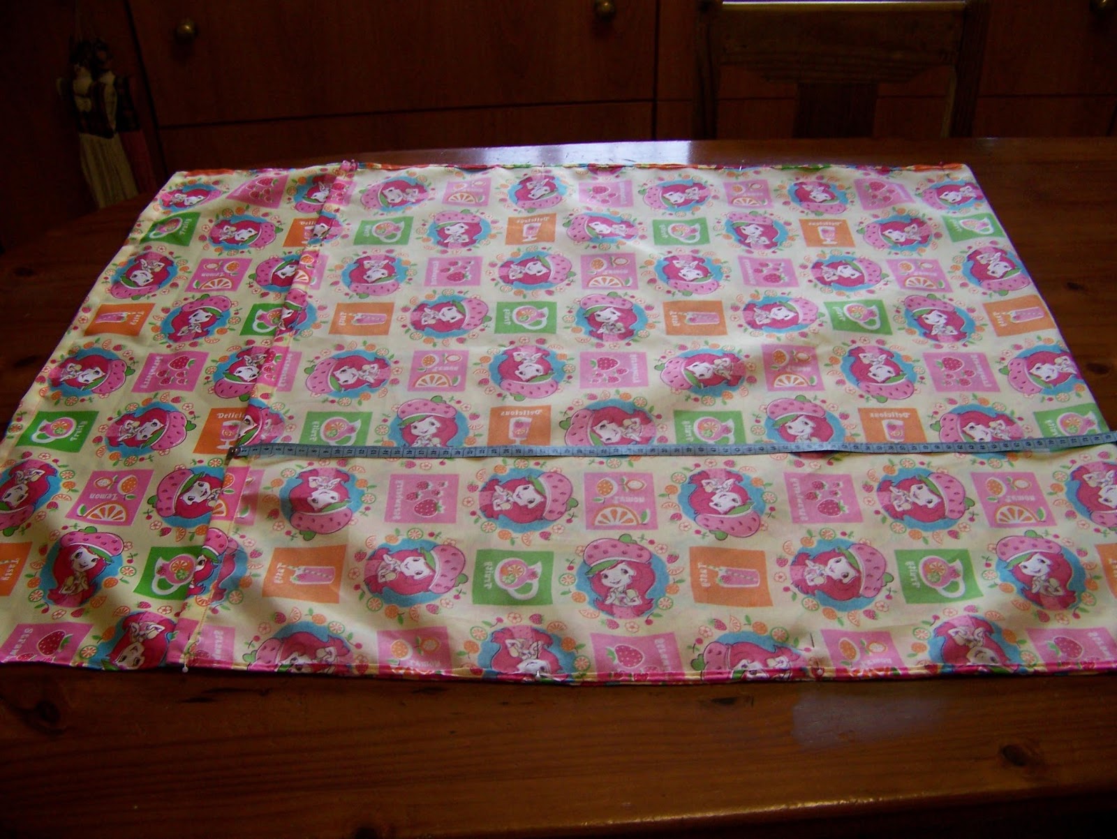 A Pretty Talent Blog Making a Continental Pillow Case