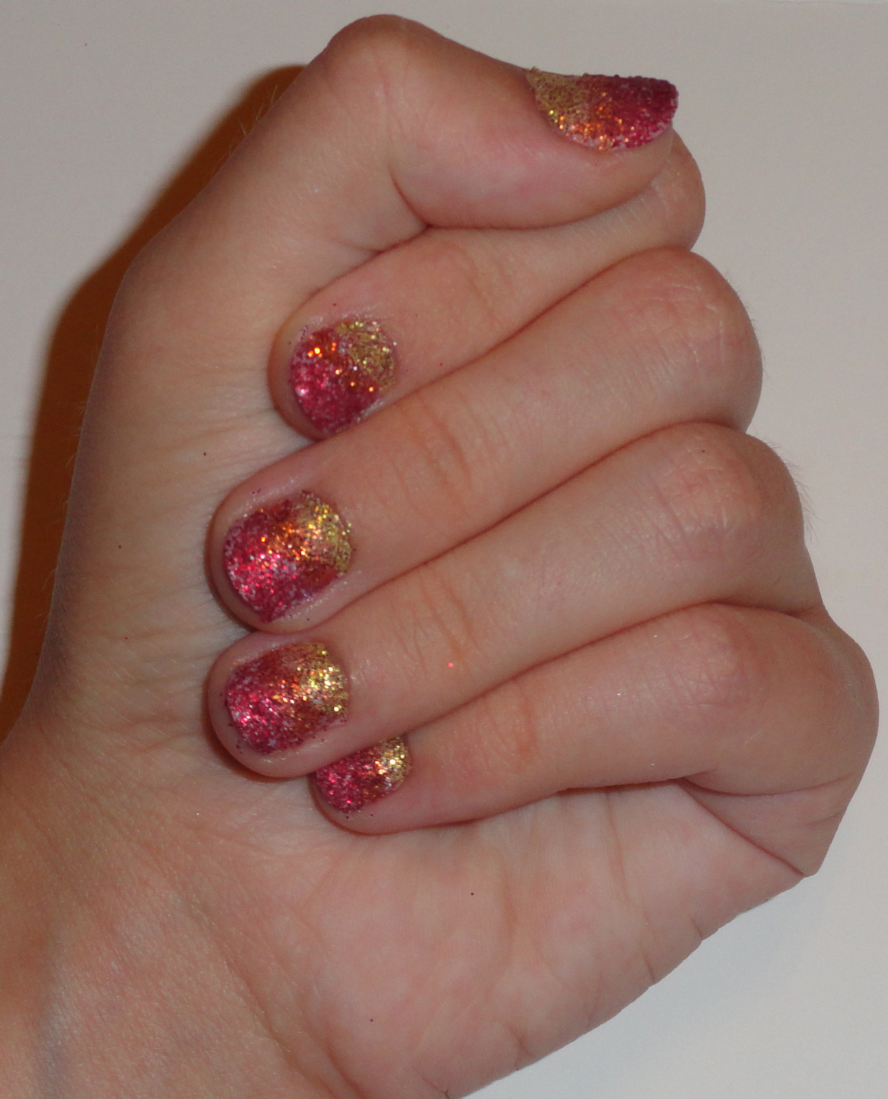 Easy glitter nail designs Easy glitter nail designs