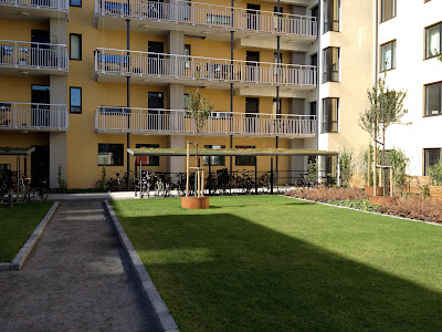courtyard bicycle parking green roof bike parking