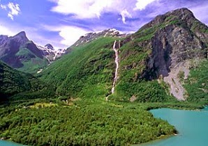 Air Terjun Ramnefjellsfossen Air Terjun Paling Bahaya di Dunia