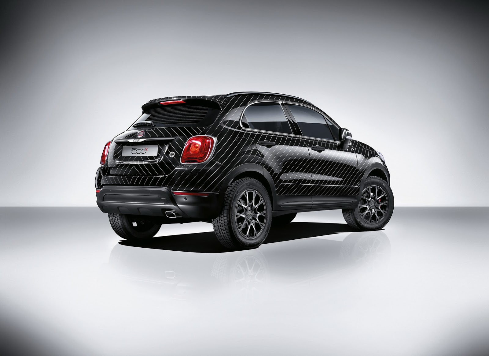Fiat-500X-Blacktie-Concept-1.jpg