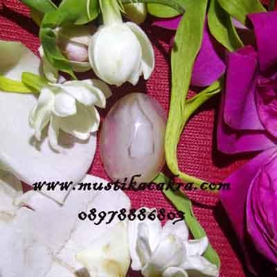 Mustika Embun Kasejukan Mustika Bertuah, Benda berkodam,Pusaka Sekti, Batu , pengasihan, pesugihan, judi, Azimat , Mustika Embun Kasejukan