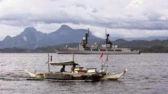 Philippine Navy ship in Oyster Bay