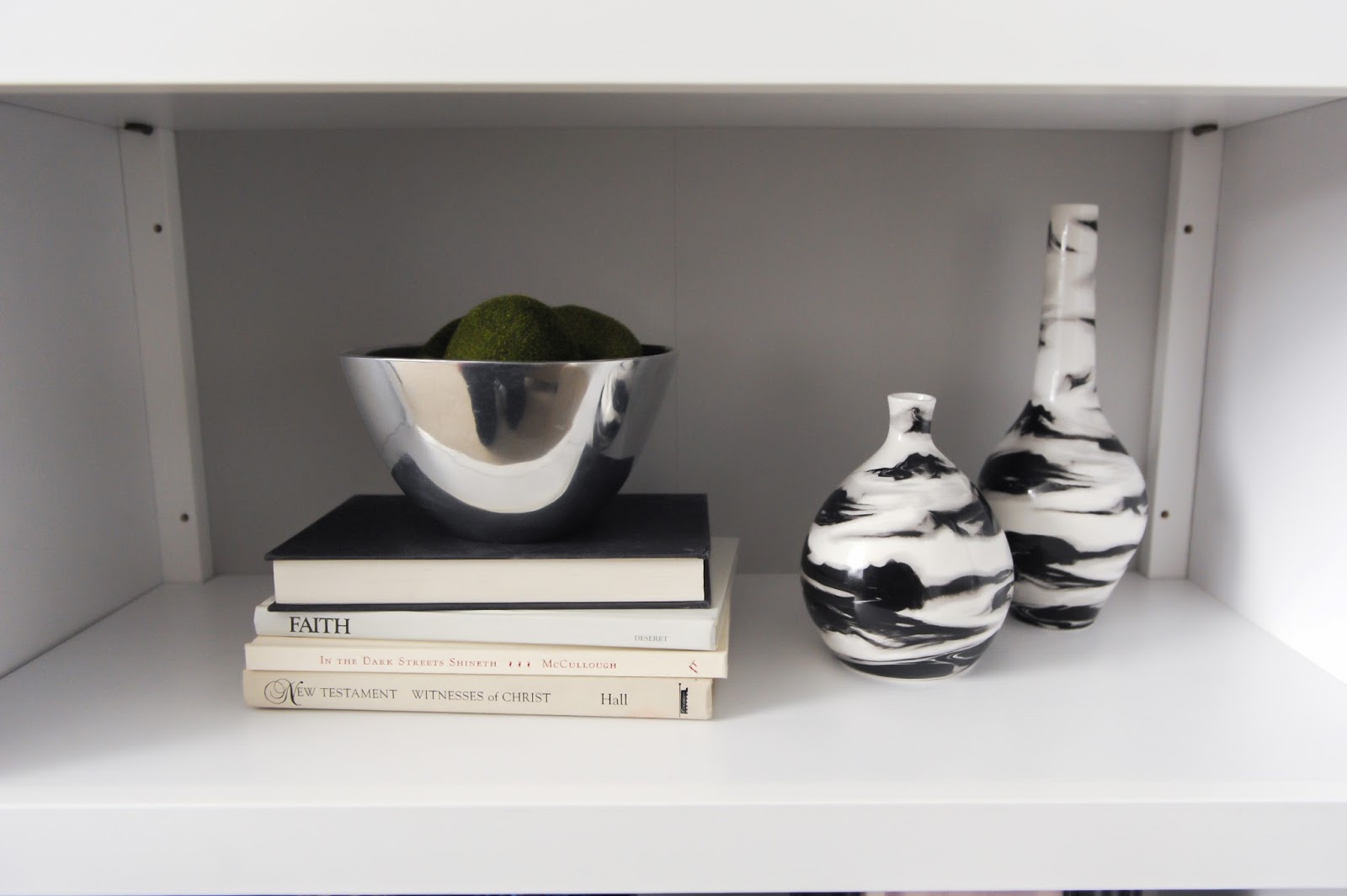 Studio 7 Interior Design How to Stage a Bookcase