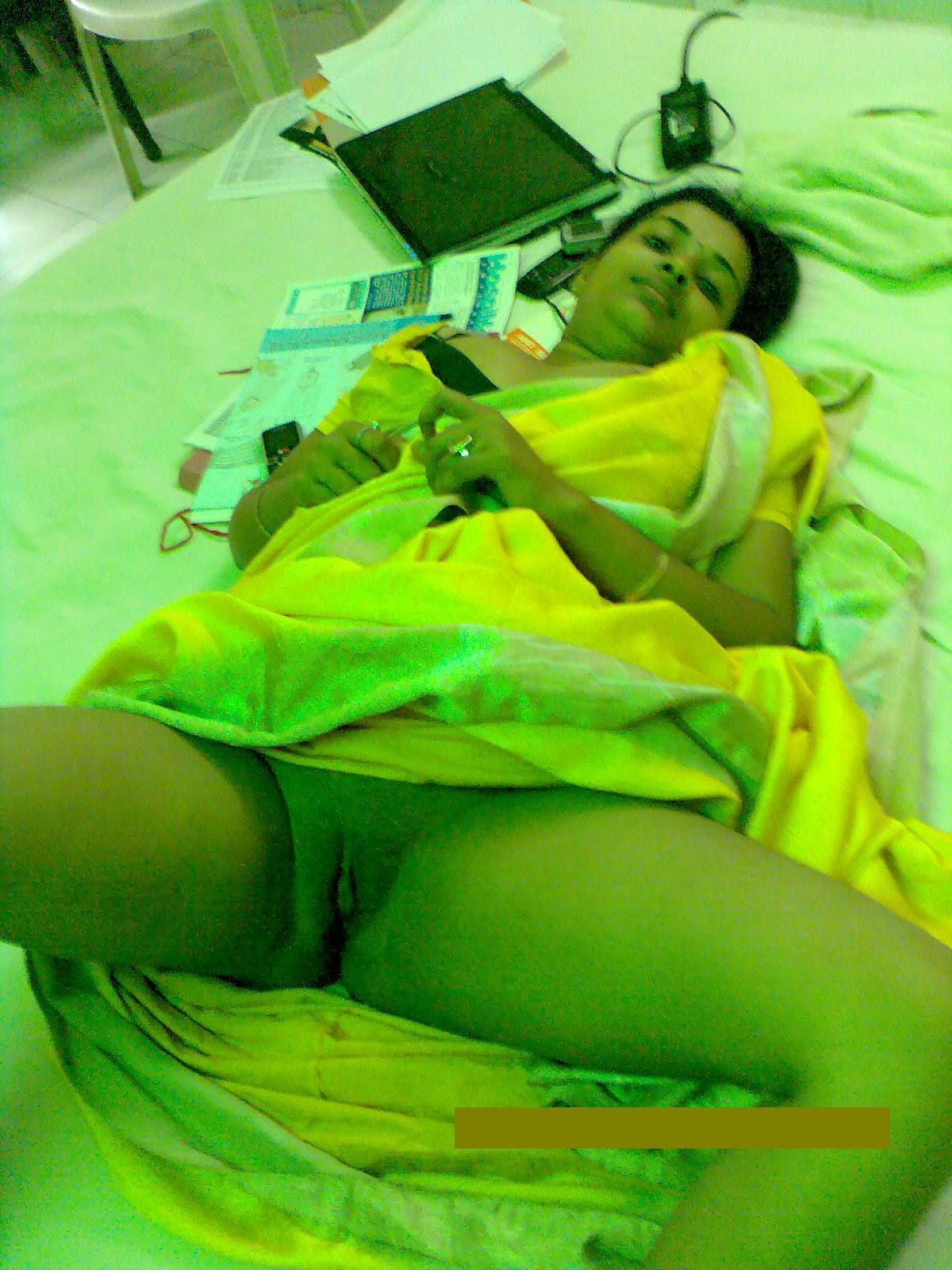 Saree nude hot girls