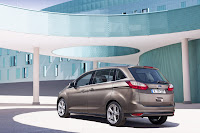 Ford-C-MAX-Grand-9.jpg