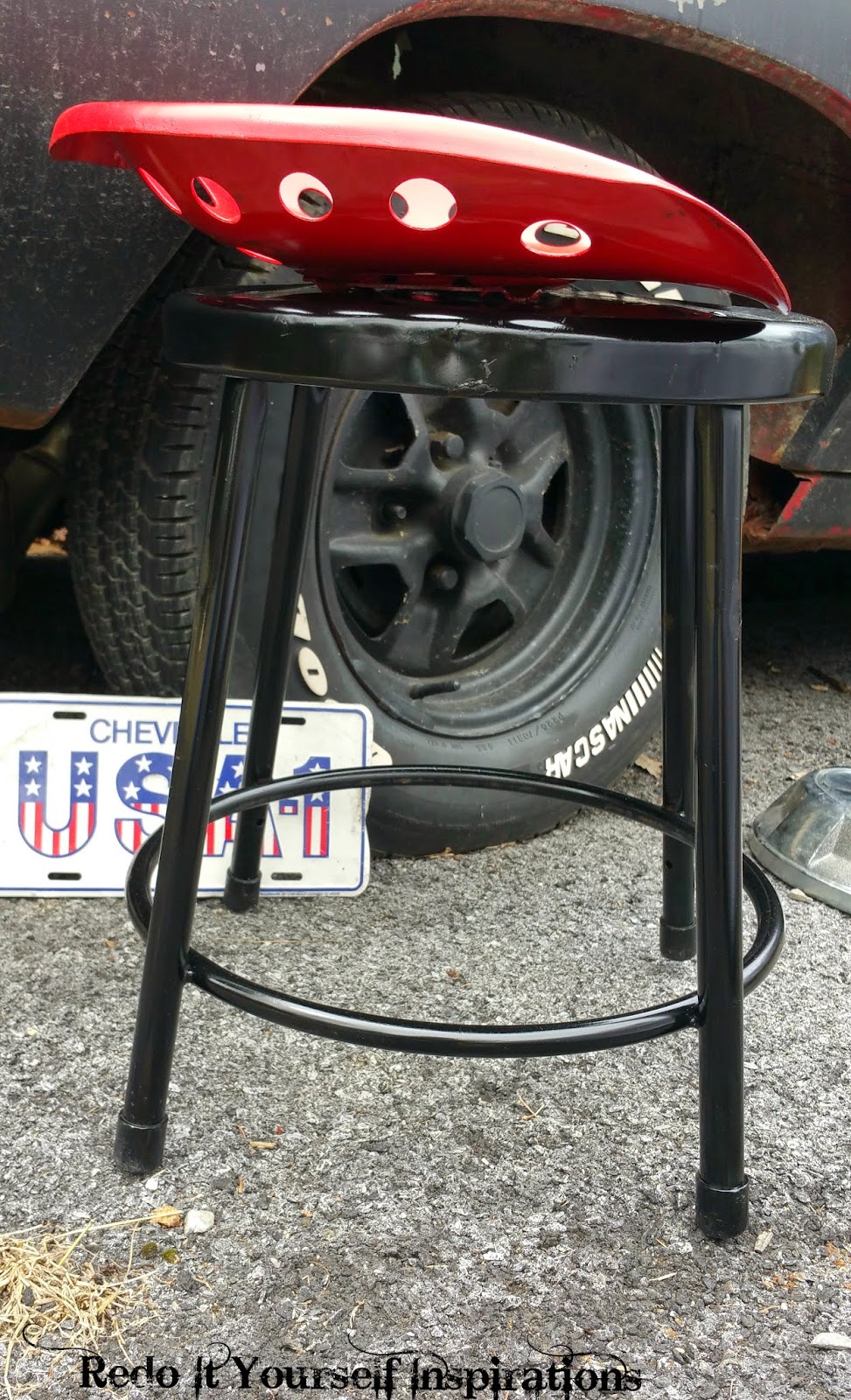 Tractor Seat Stool Redo It Yourself Inspirations Tractor Seat Stool