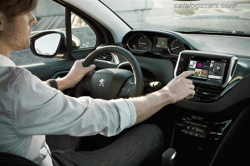 صور سيارة بيجو 208 2014 - اجمل خلفيات صور عربية بيجو 208 2014 - Peugeot 208 Photos Peugeot-208_2012_800x600_wallpaper_14.jpg