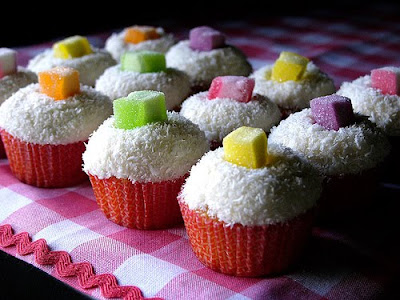 Grated Coconut For Decorating