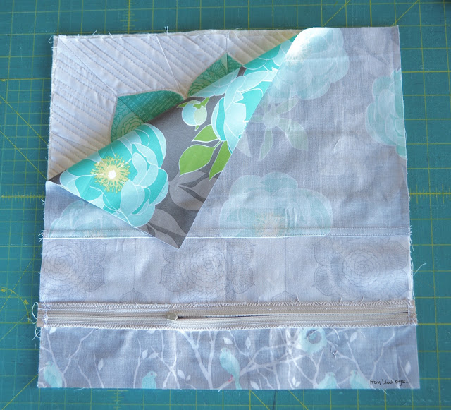 from blank pages... Tutorial Decorative Pillow Case with Hidden Zipper