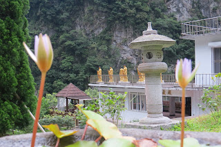 Chan Guang Monastery grounds