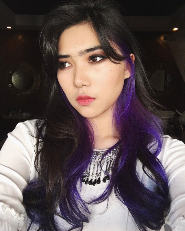 Foto-Foto Hot Isyana Sarasvati Beredar Tanpa Sensor - Artis Seksi