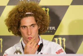 marco simoncelli crash marco simoncelli crash