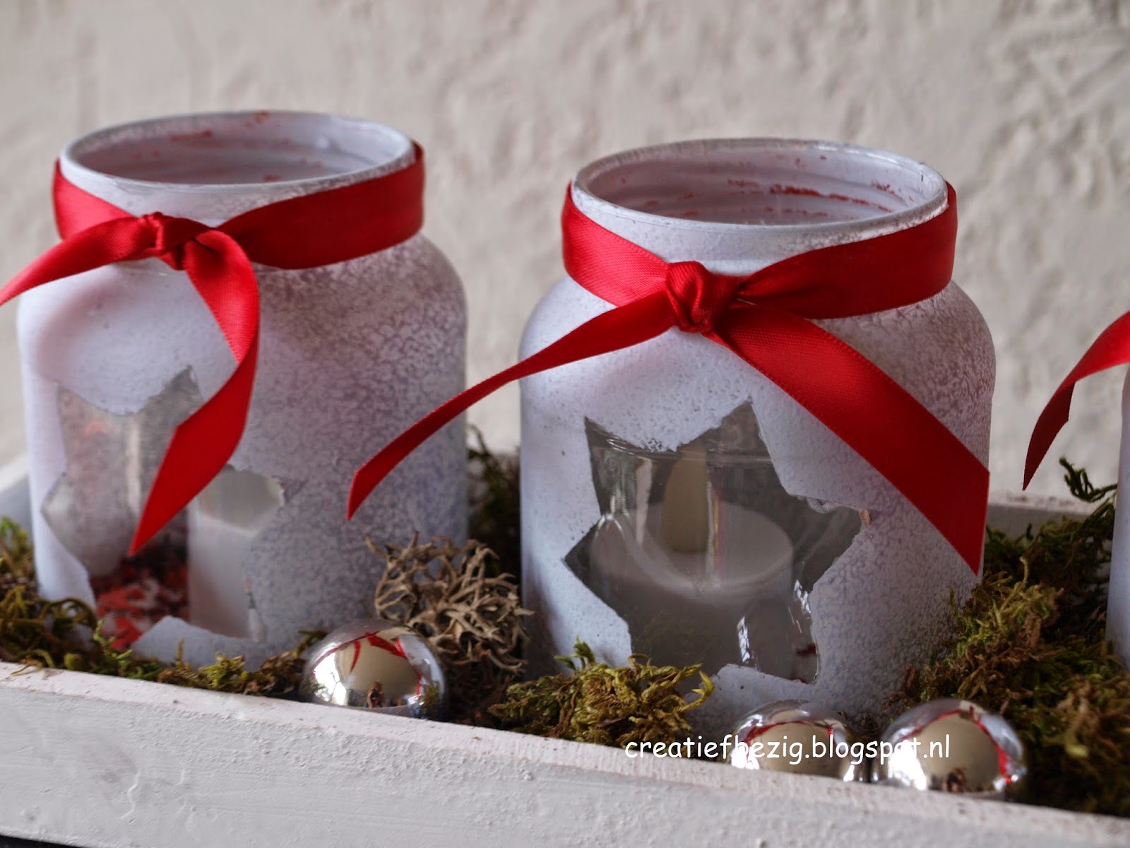 Creatief bezig Kerststerren