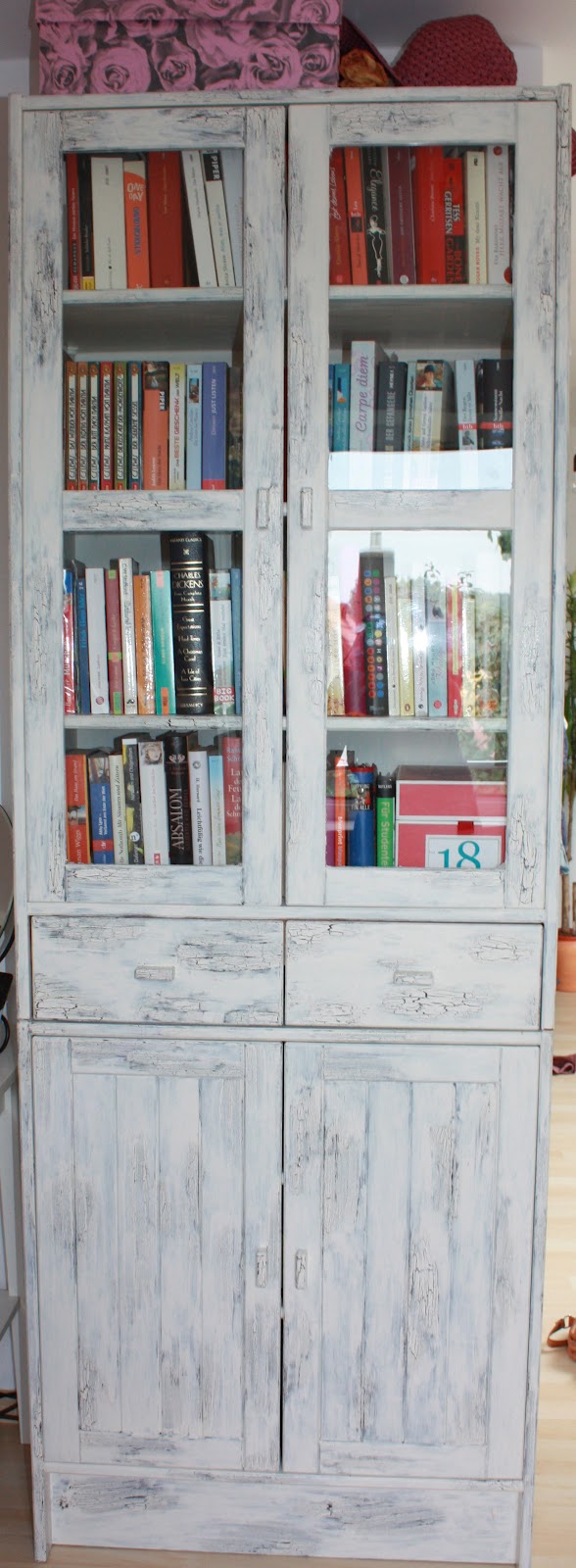 Coco und Audrey: DIY - Shabby Chic Schrank