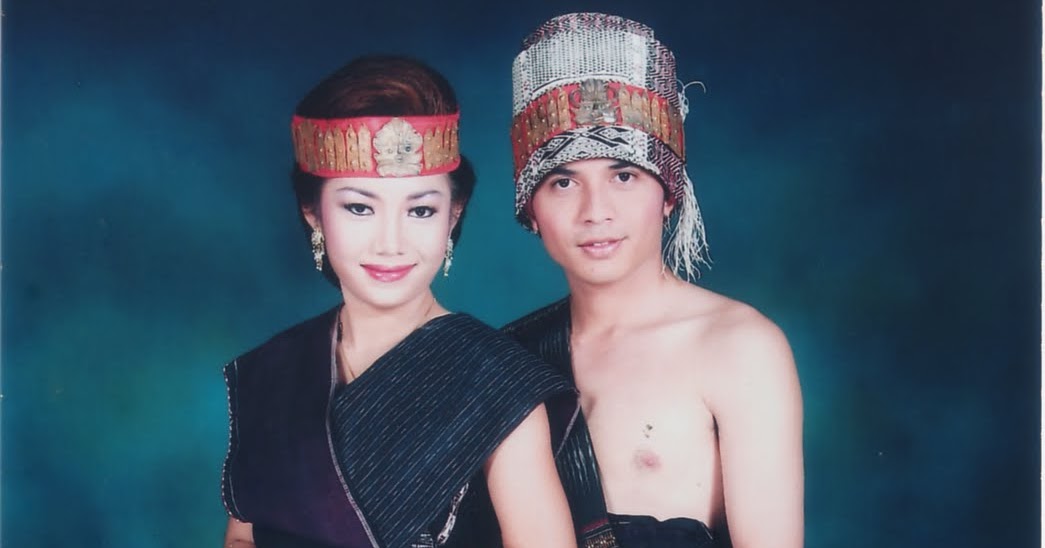 Batak People Batak Humbang People (English Version)