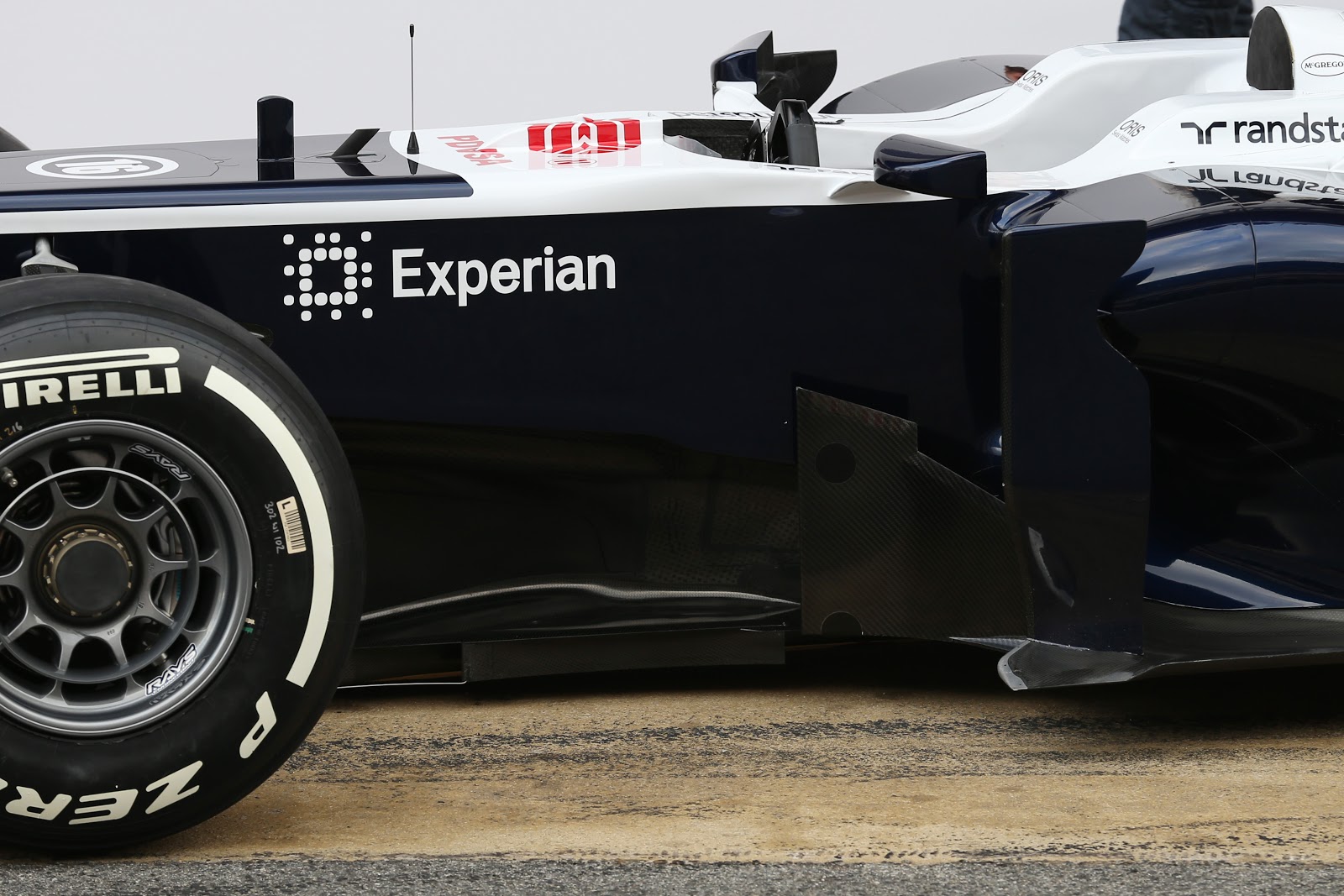 Williams+FW35+detail.jpg