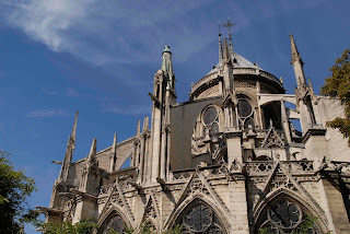 Notre Dame Rückseite