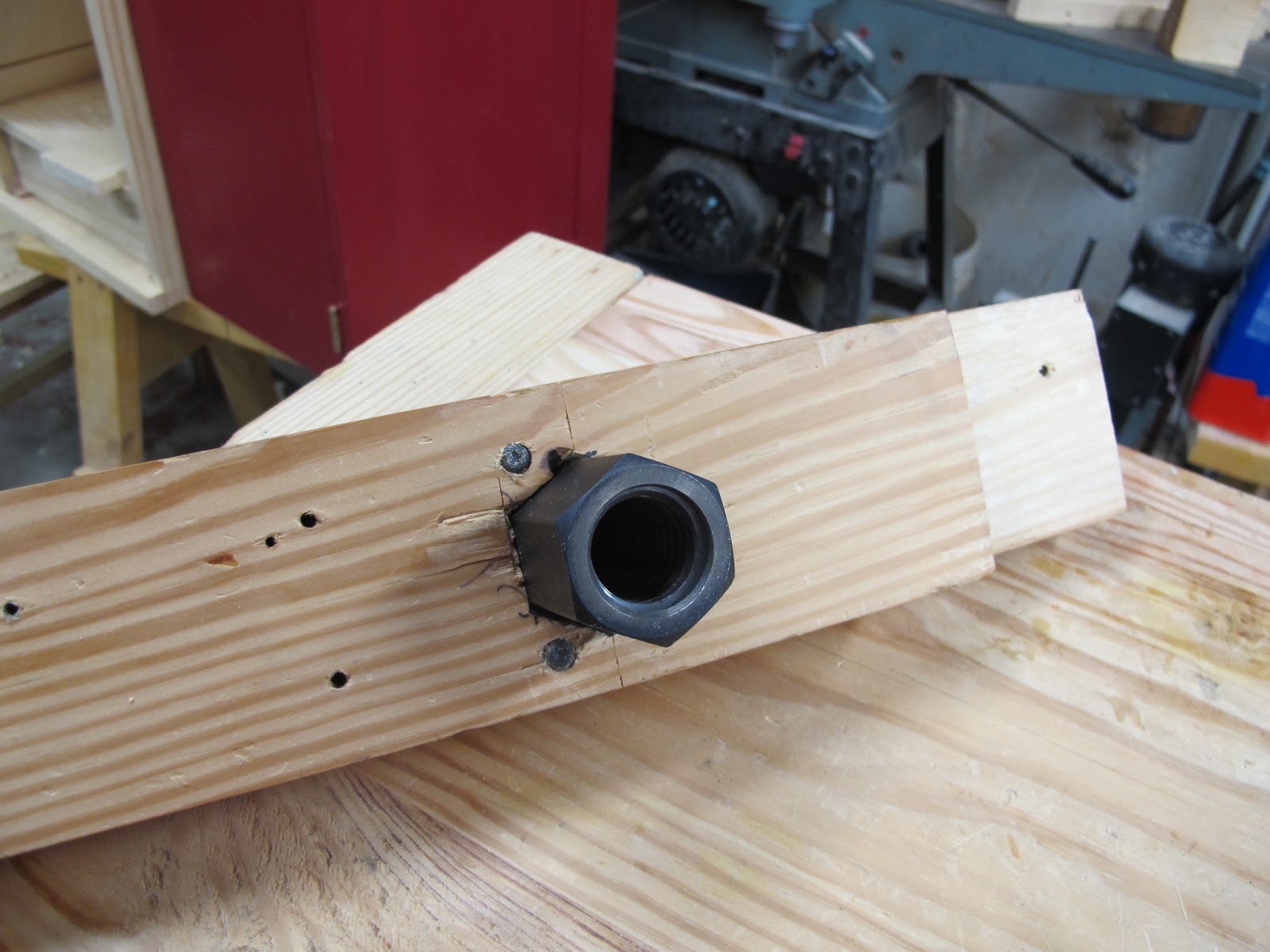 woodworking bench with vise plan