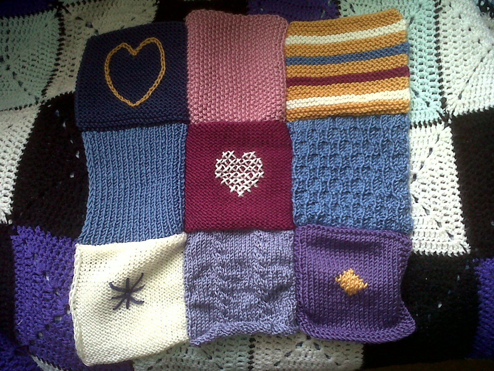Beckys Crafting Blog: A Knitted Blanket