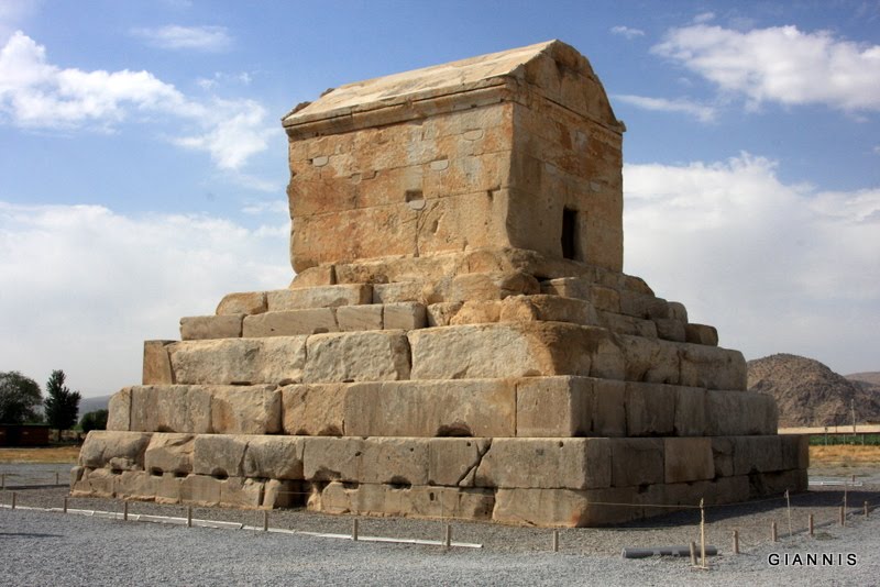 IMG_5016 Pasargadae-Tomb_Cyrus_Great-Shiraz.JPG