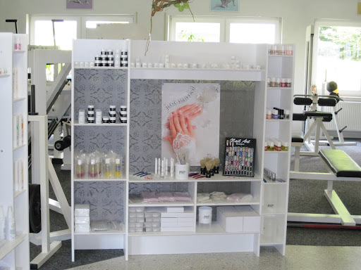 Perfect New Cosmetic Store Haiger