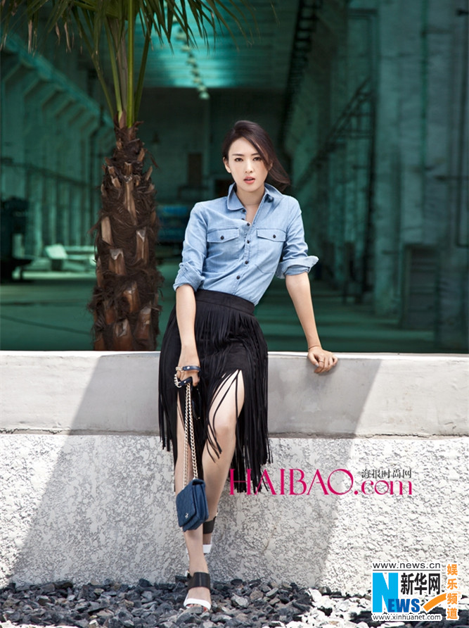 China Entertainment News Street shots of Tong Yao