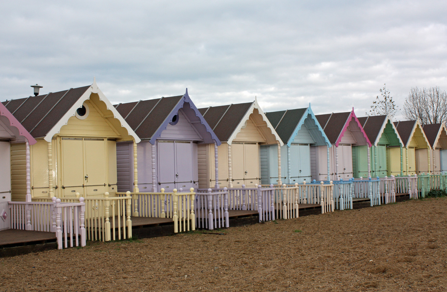 Craft and Activities for All Ages! Mersea Island Beach Huts
