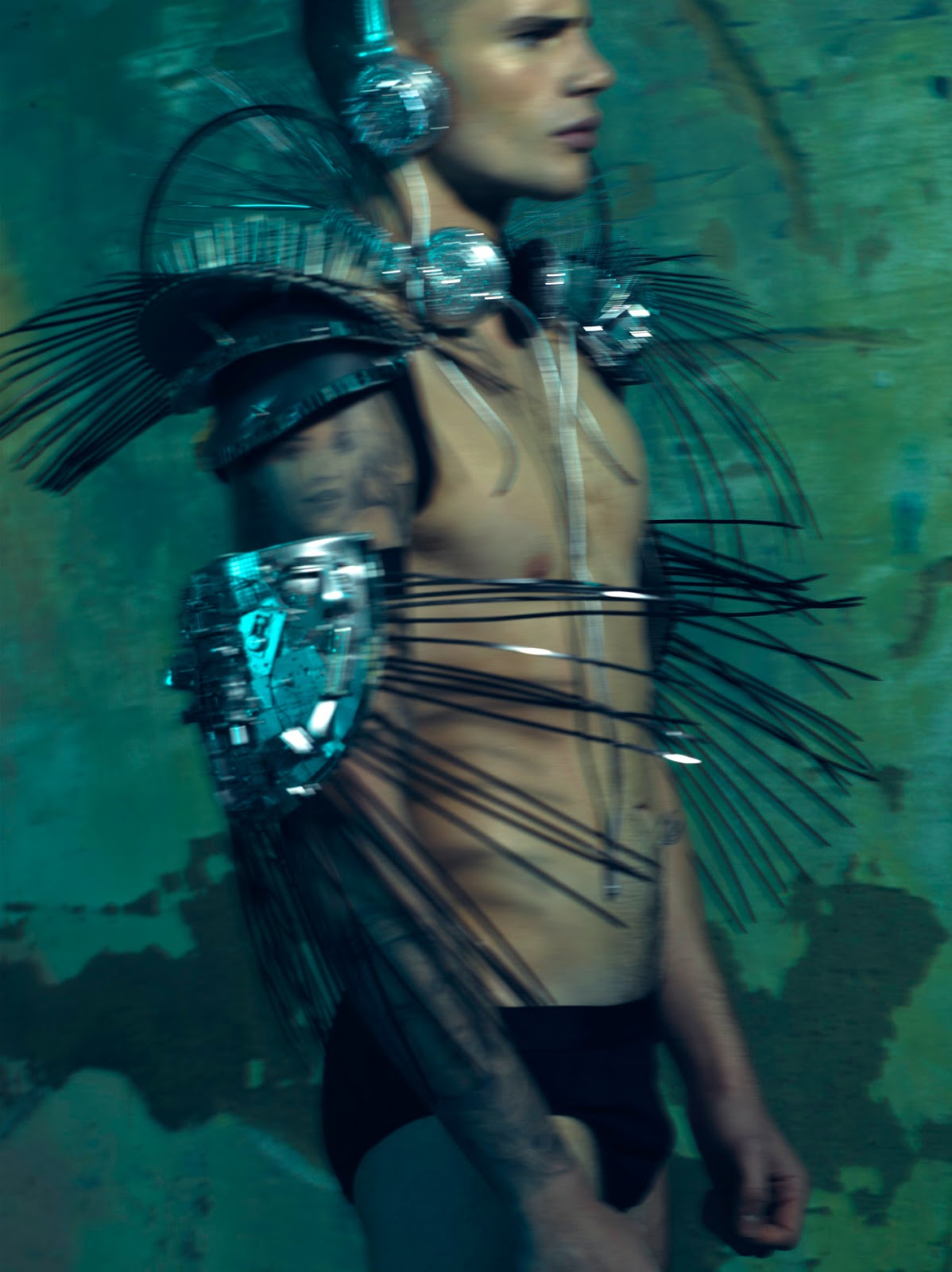 KIM HOWELLS DALSTON SUPERNOVAE. ALUN DAVIES.