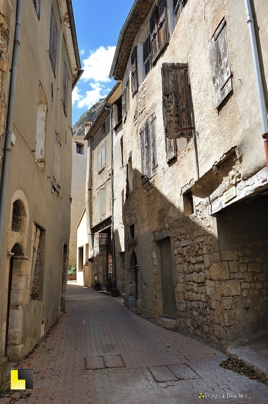ruelle d'orpierre photo pascal blachier ruelle d'orpierre photo blachier pascal