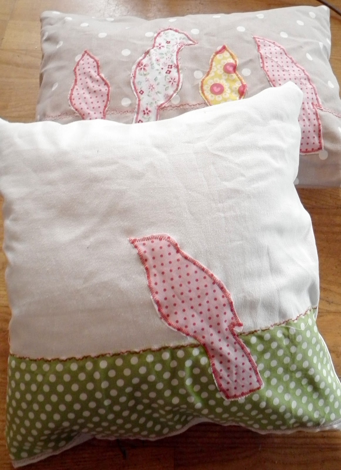 Bless, by Tone Bird pillows tutorial