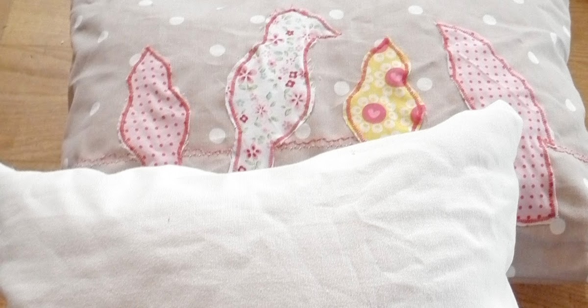 Bless, by Tone Bird pillows tutorial