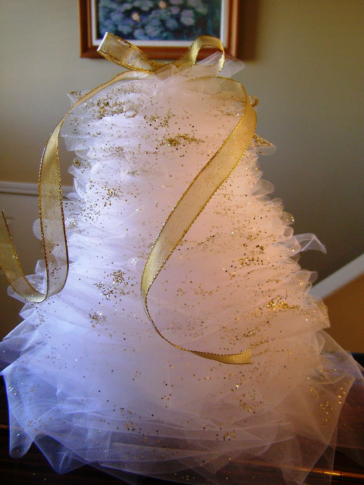 Busy Lizzy's Tulle Christmas Tree