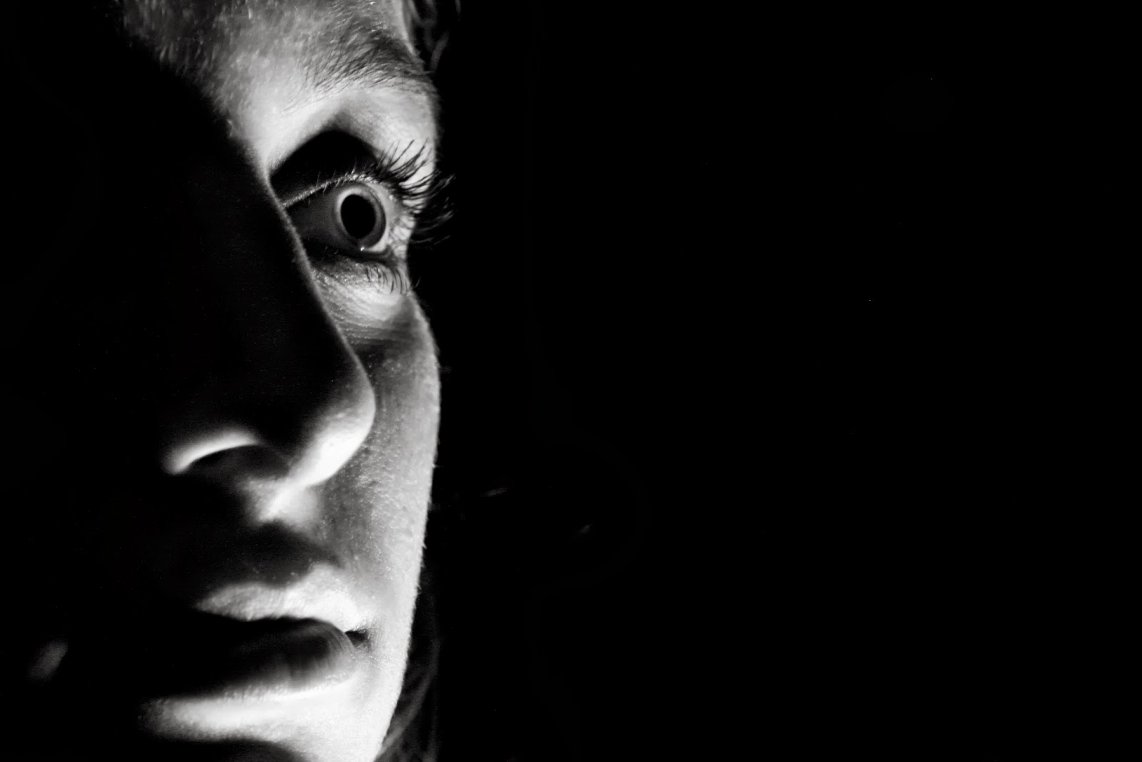 rop dig photography Low Key Lighting