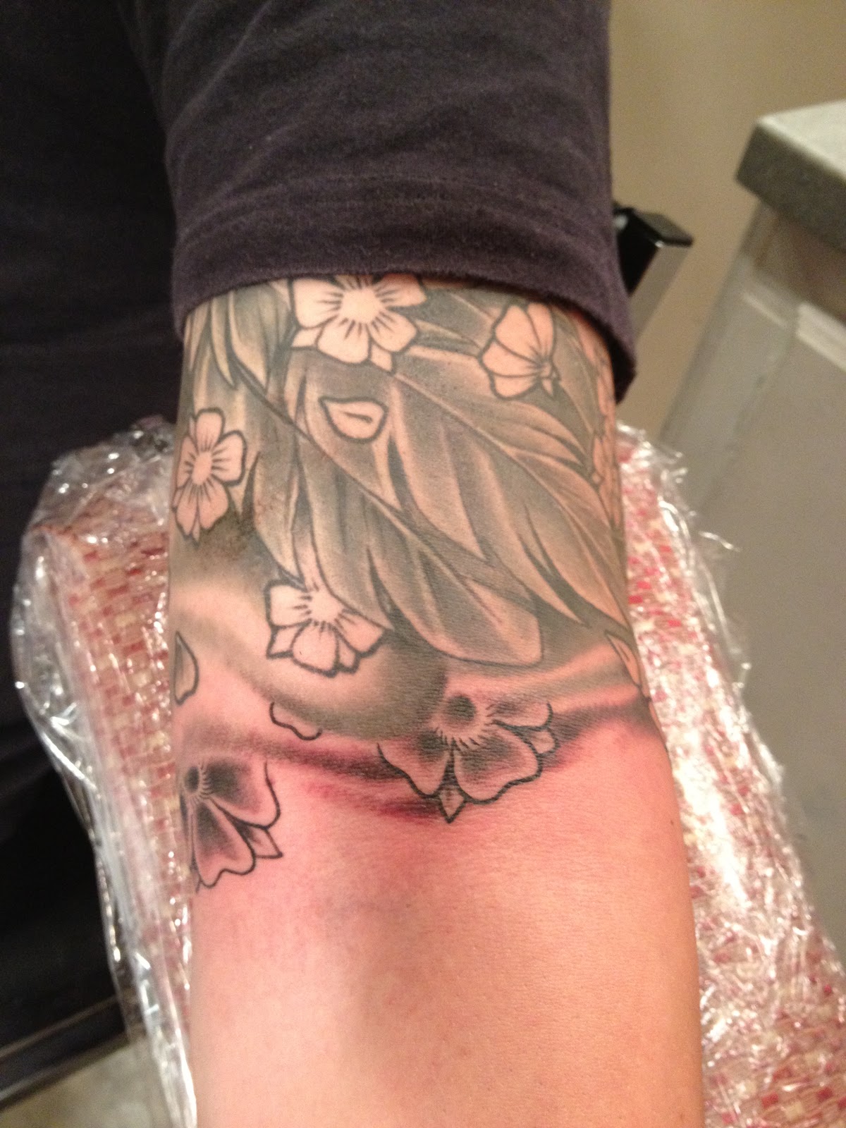 mountain laurel tattoo Laurel tattoo, Tattoos, Flower tattoo