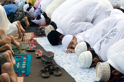 HD Wallpepars: Muslims Praying HD Wallpapers