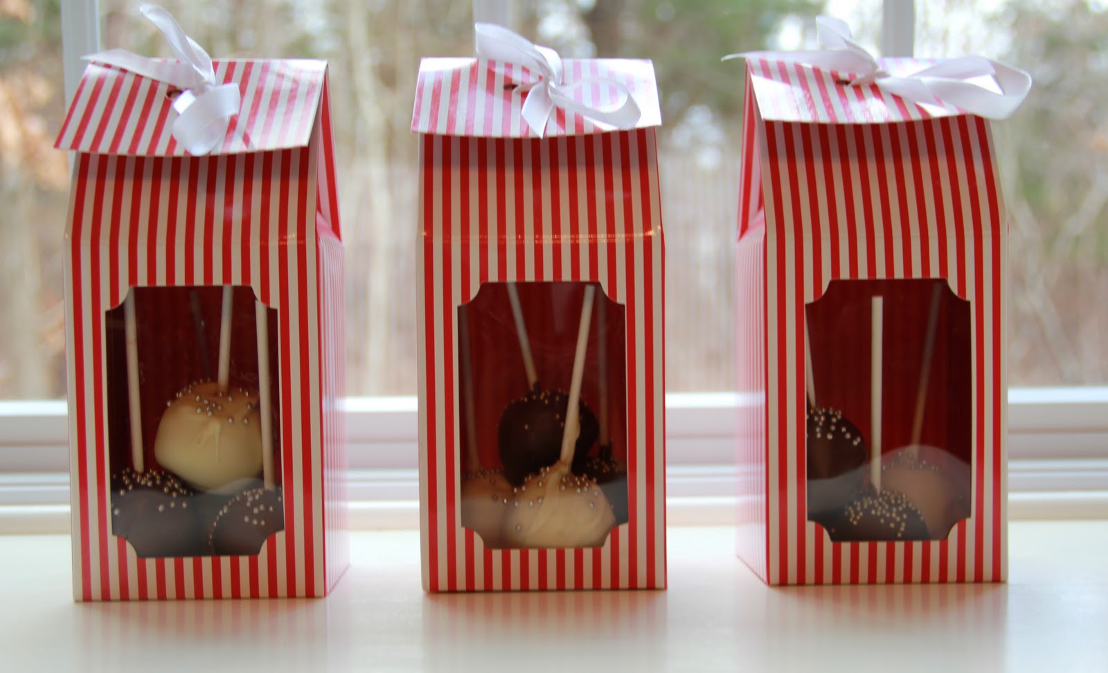 Guerilla Kitchen Fun & Festive Cake Pops