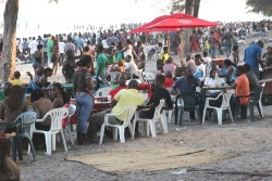 Altas temperaturas e chuvas durante as festas