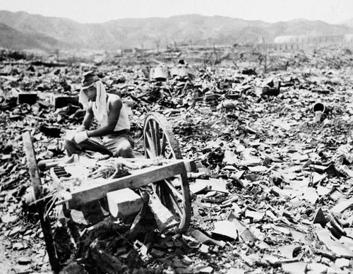 Bombas nucleares de Hiroshima e Nagasaki Bombas nucleares de Hiroshima e Nagasaki