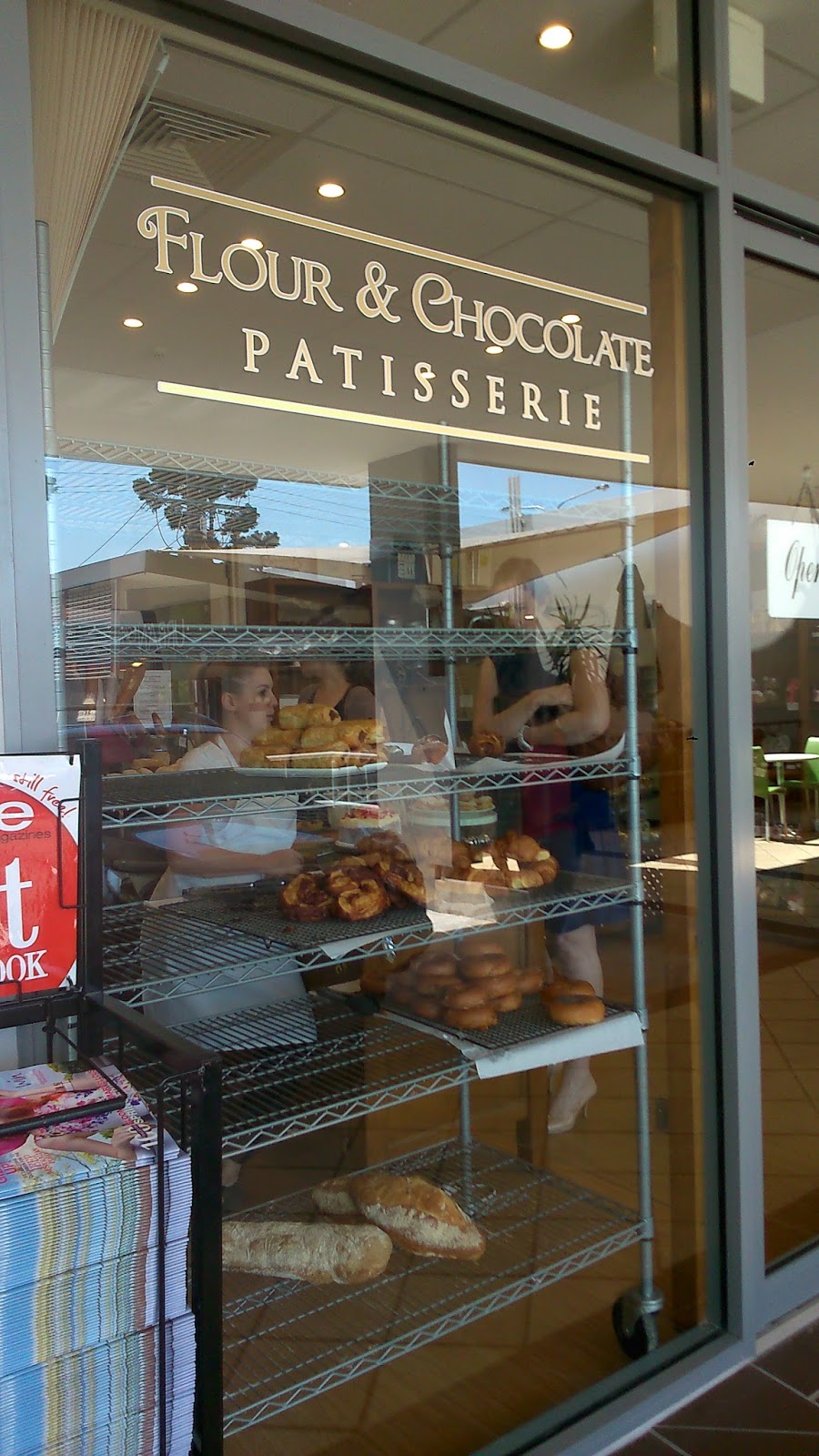 bne cafés Flour & Chocolate, Morningside