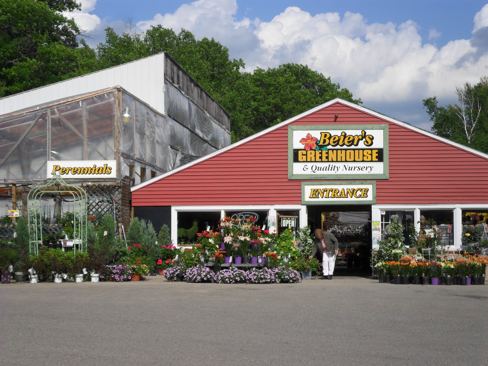 Beier's Greenhouse About Us