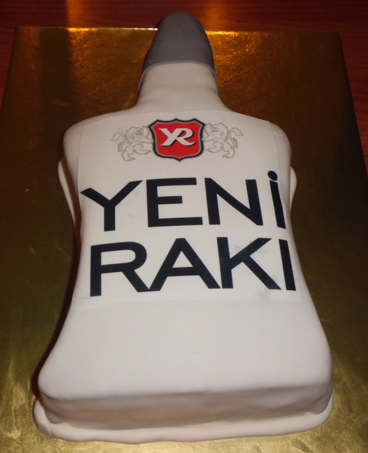 Lerna�nın Pasta Evi Ortaya Bir Büyük Yeni Rakı