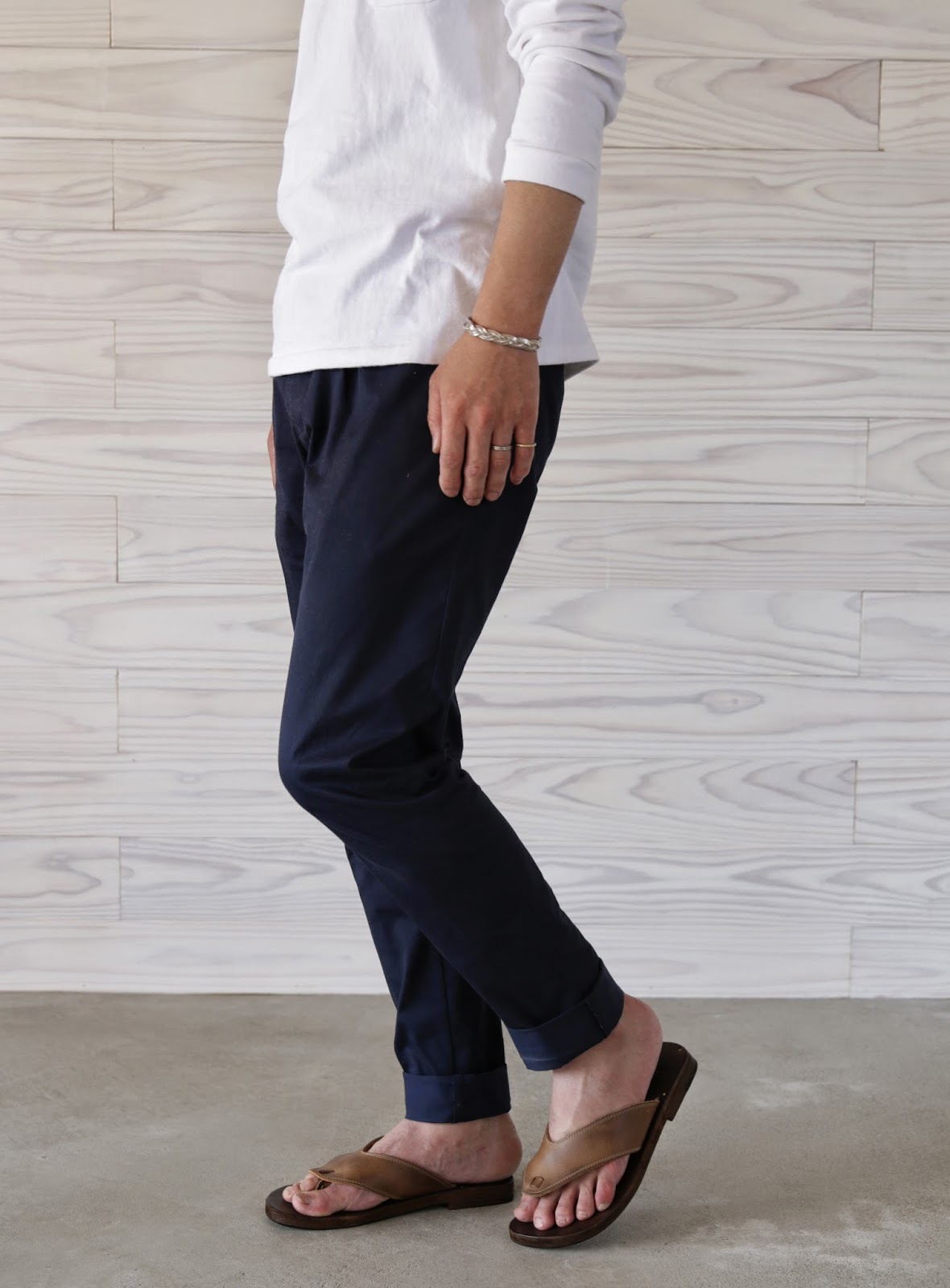 特別プライス MOTO レザートングサンダル メンズ | kinderpartys.at