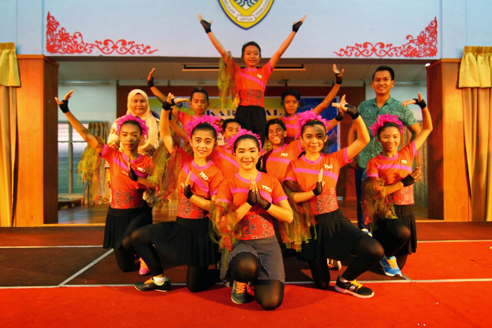 Karnival ASAT Sarawak 2014 : Senam Tari Kenyalang (SM) Karnival ASAT Sarawak 2014 : Senam Tari Kenyalang (SM)