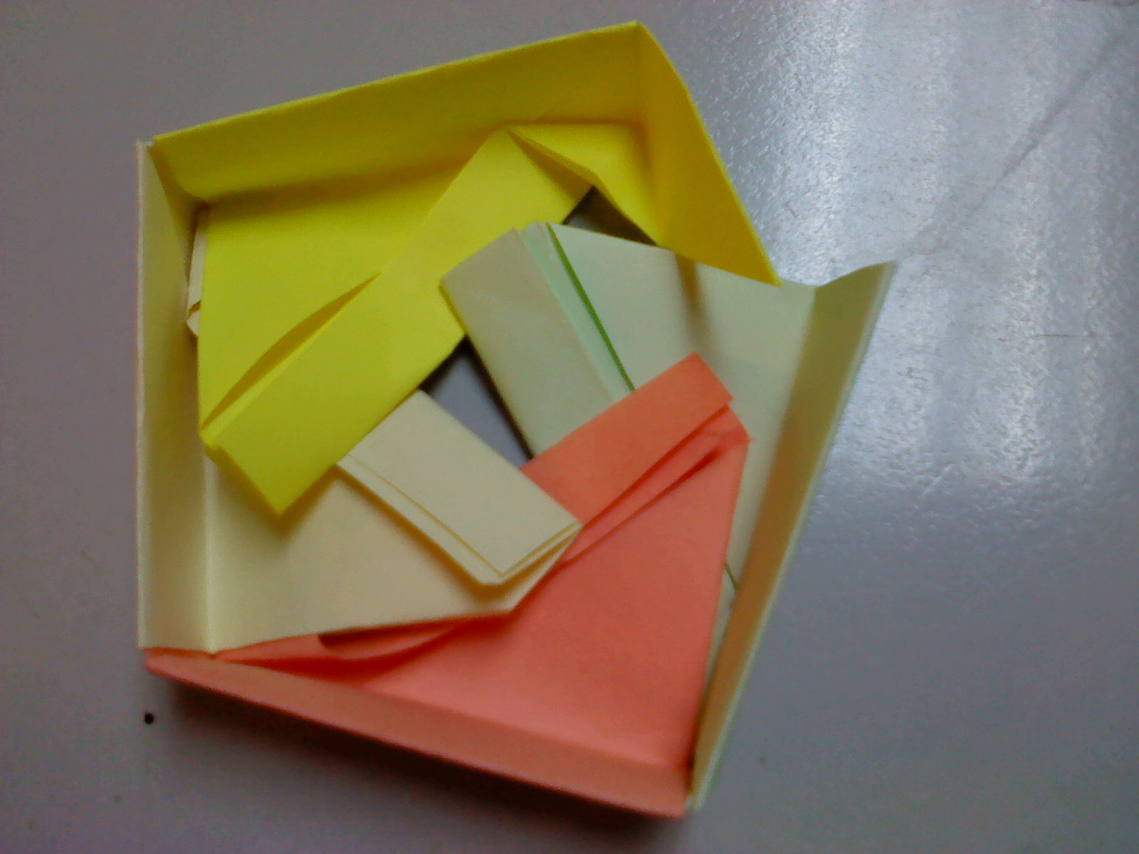 karya dan nukilan: Origami - Kotak cantik