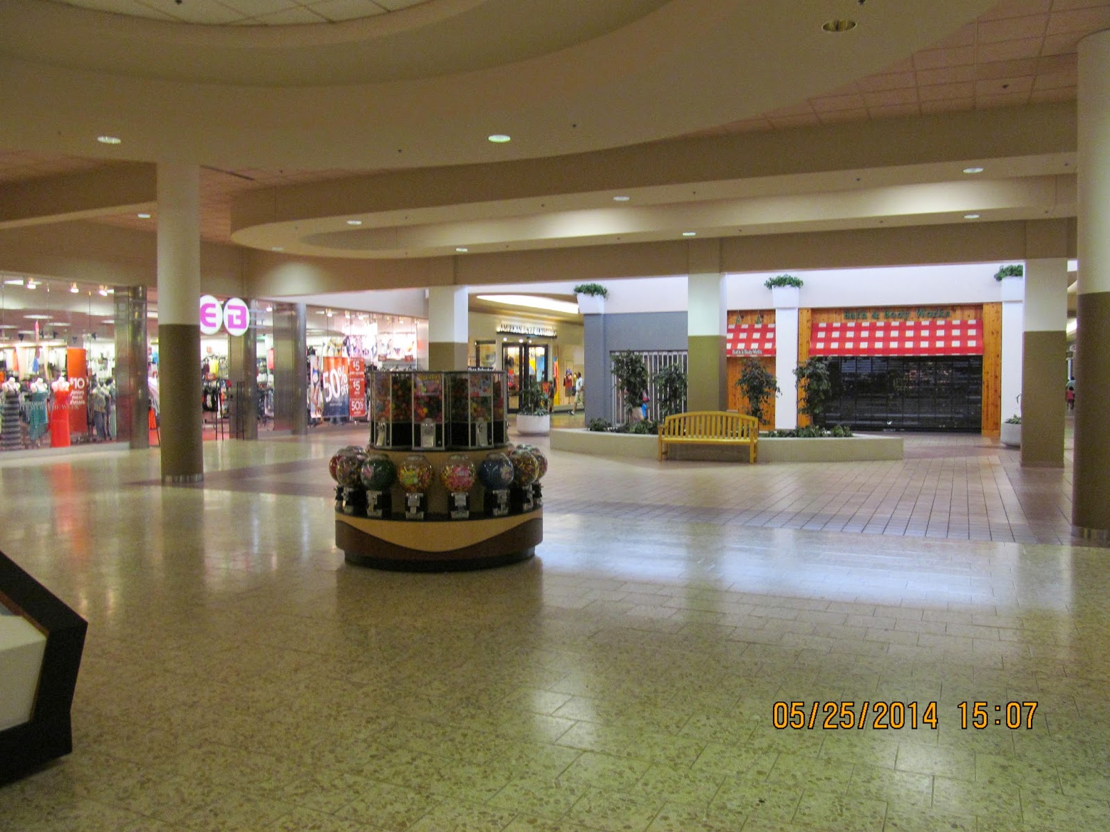 Future of SouthPark Mall again getting Moline's attention