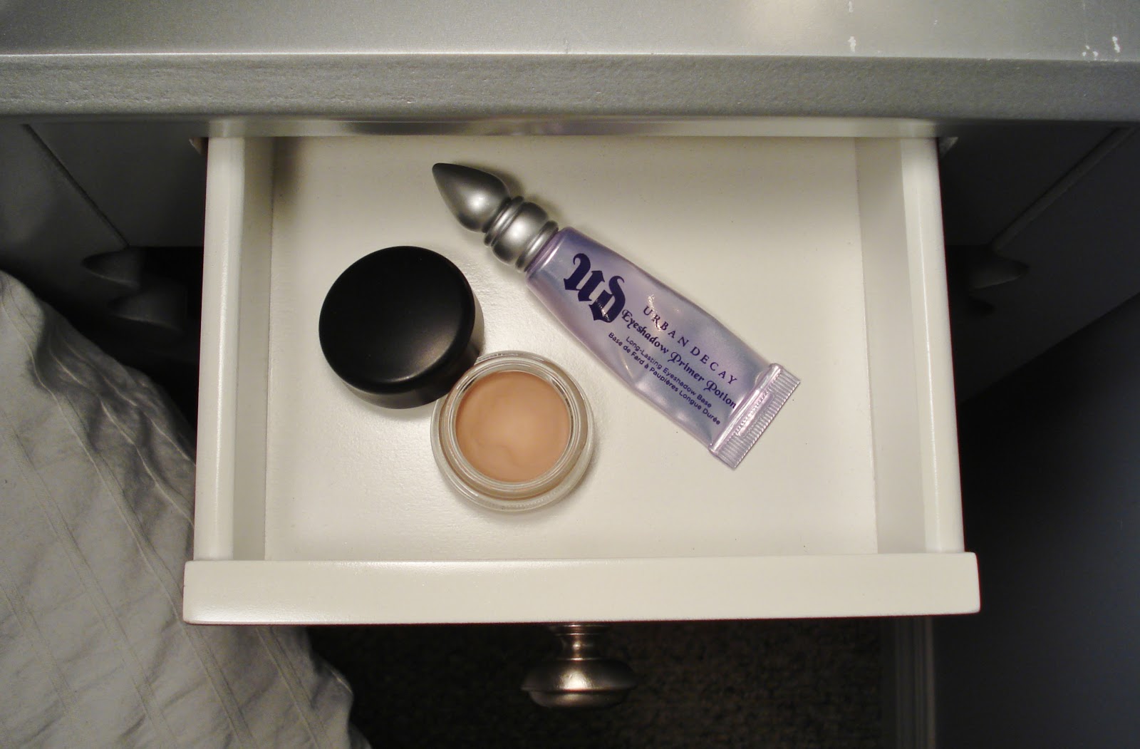 Eyeshadow Primer Combination for Oily Eyelids makeupwednesday