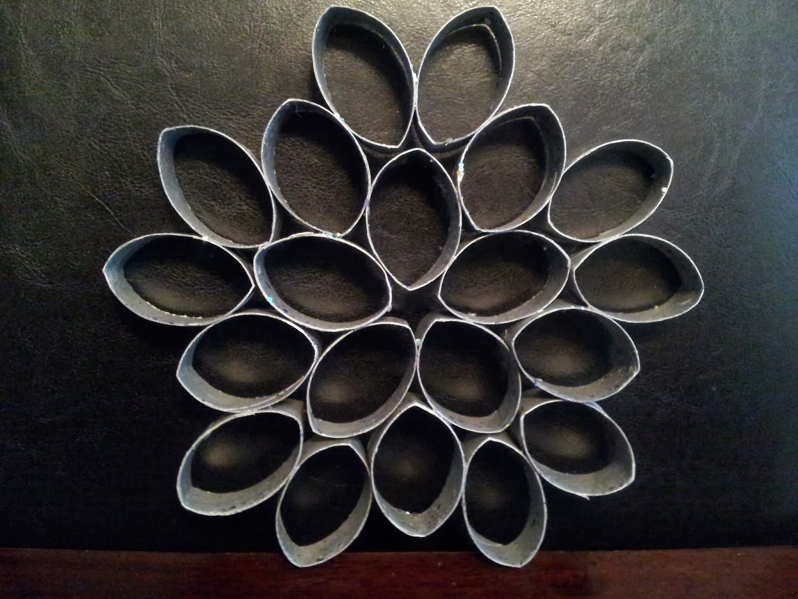 Toilet roll snowflake craft Toilet roll snowflake craft, kids craft, Christmas craft