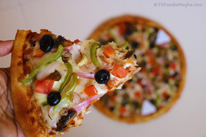 Mojo Pizzas — A close competition to the existing brands! — Reviewed!