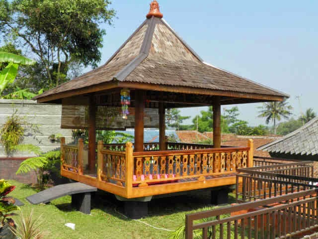 Desighn saung gazebo jepara | saung bambu | saung kayu kelapa | jasa pembuatan taman minimalis